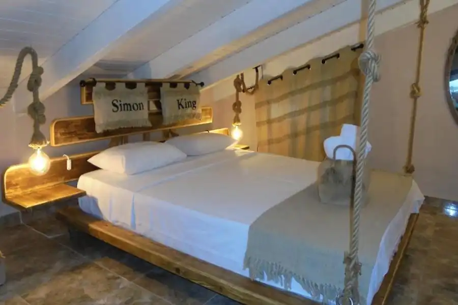 Simon King Hotel